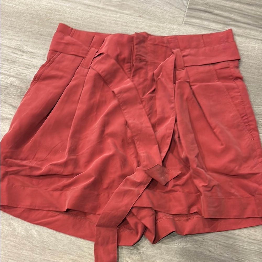 H&M Red High Waist Shorts Casual Fit - Picture 2 of 4